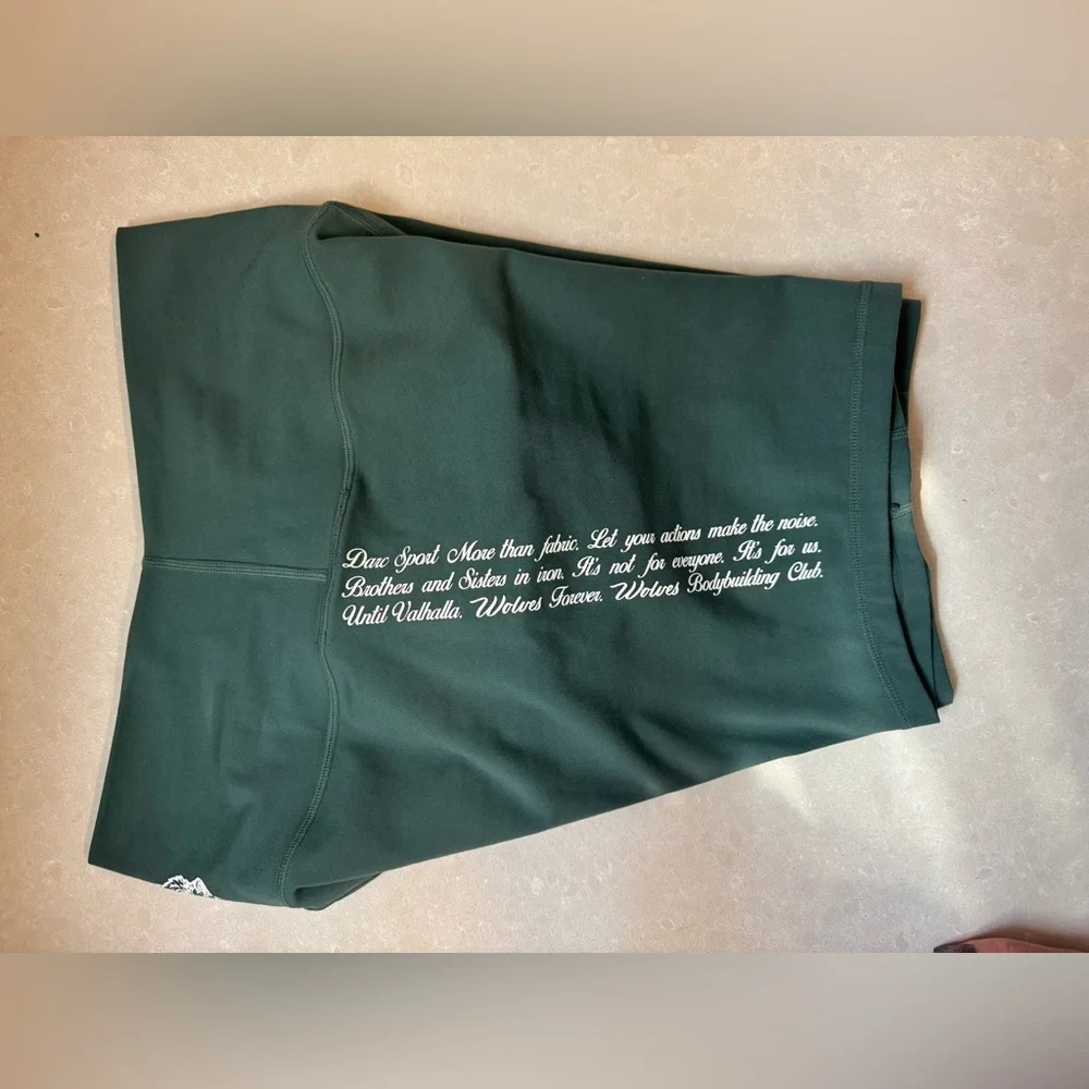 Darc Sport She Green Women's Shorts - Picture 2 of 4